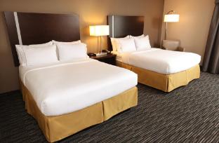 holiday inn express and suites omaha south ralston