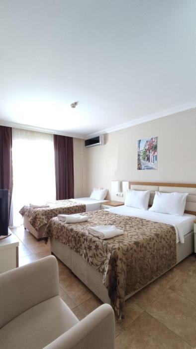 risa hotel