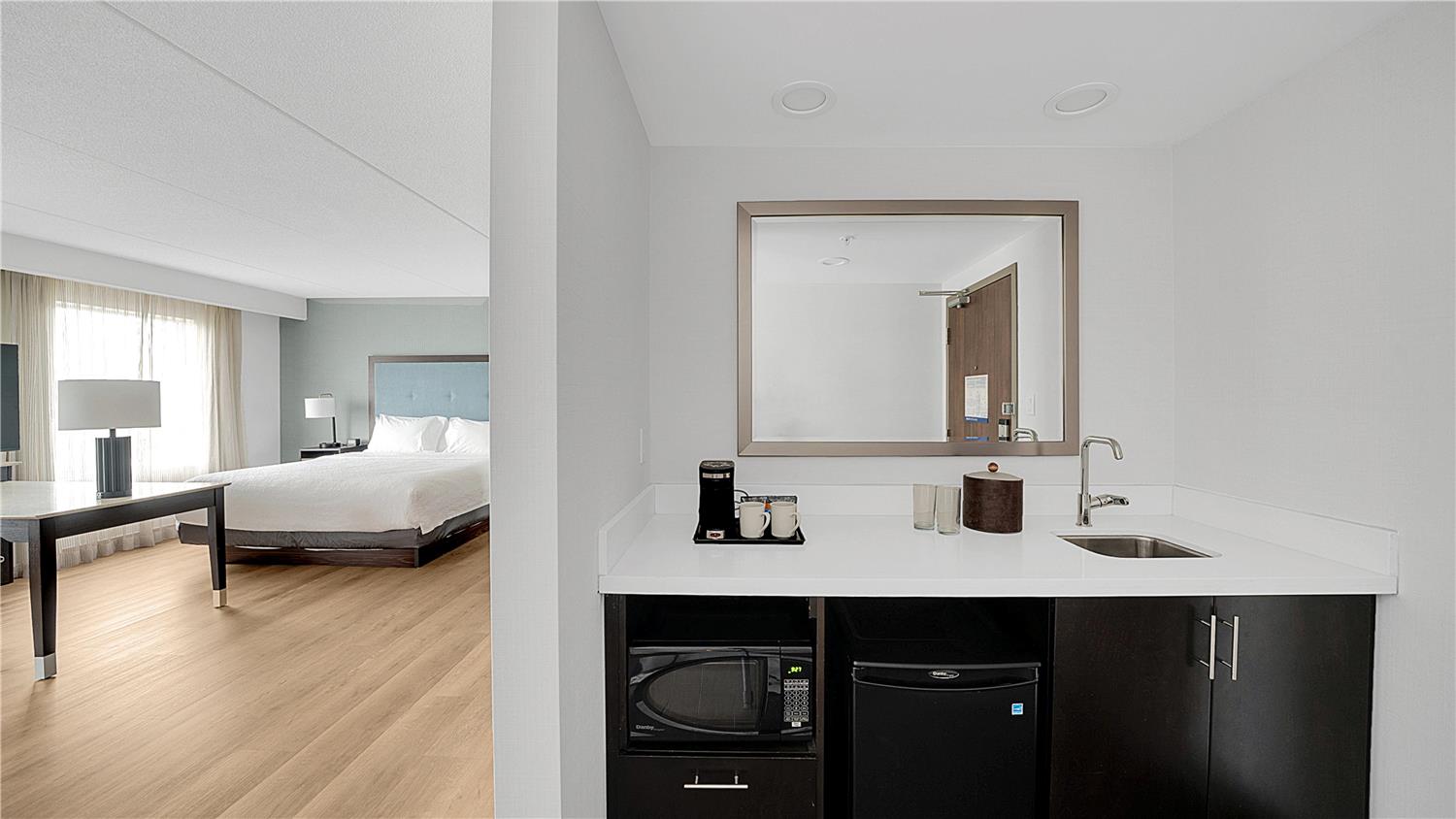 hampton inn and suites by hilton toronto markham