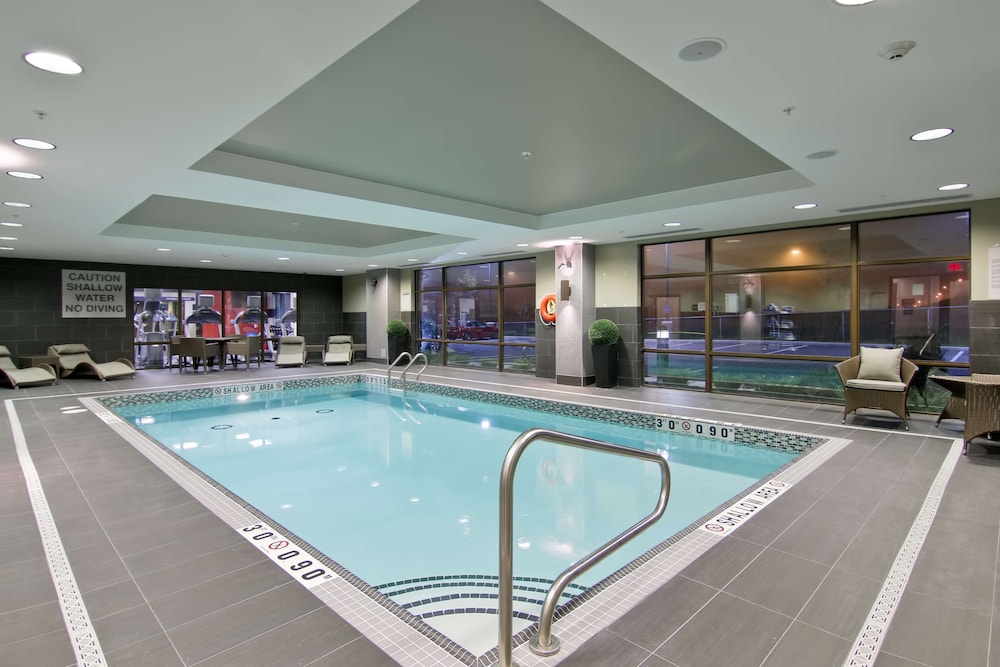 hampton inn and suites by hilton toronto markham