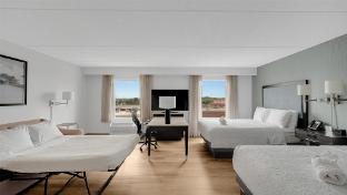 hampton inn and suites by hilton toronto markham