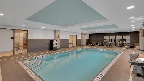 hampton inn and suites by hilton toronto markham