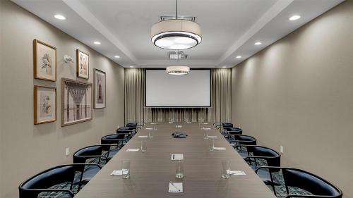 hampton inn and suites by hilton toronto markham