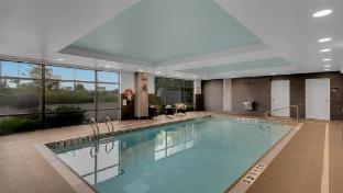 hampton inn and suites by hilton toronto markham