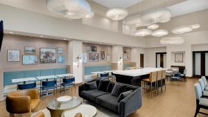 hampton inn and suites by hilton toronto markham