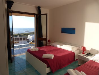 hotel bella vista sarchittu