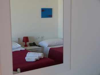 hotel bella vista sarchittu