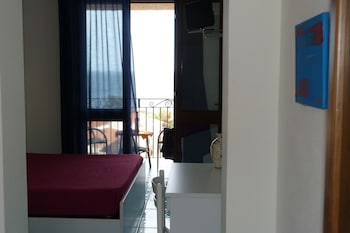 hotel bella vista sarchittu