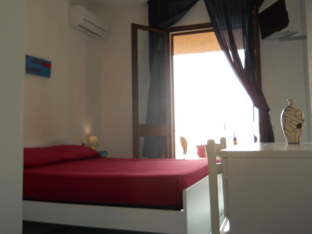 hotel bella vista sarchittu