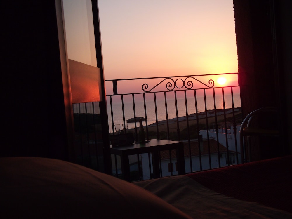 hotel bella vista sarchittu