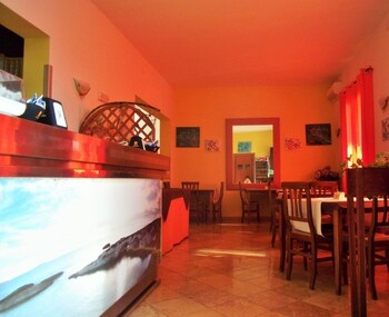 hotel bella vista sarchittu