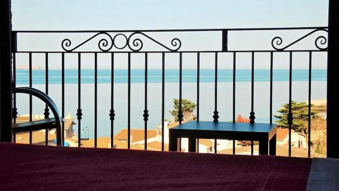 hotel bella vista sarchittu