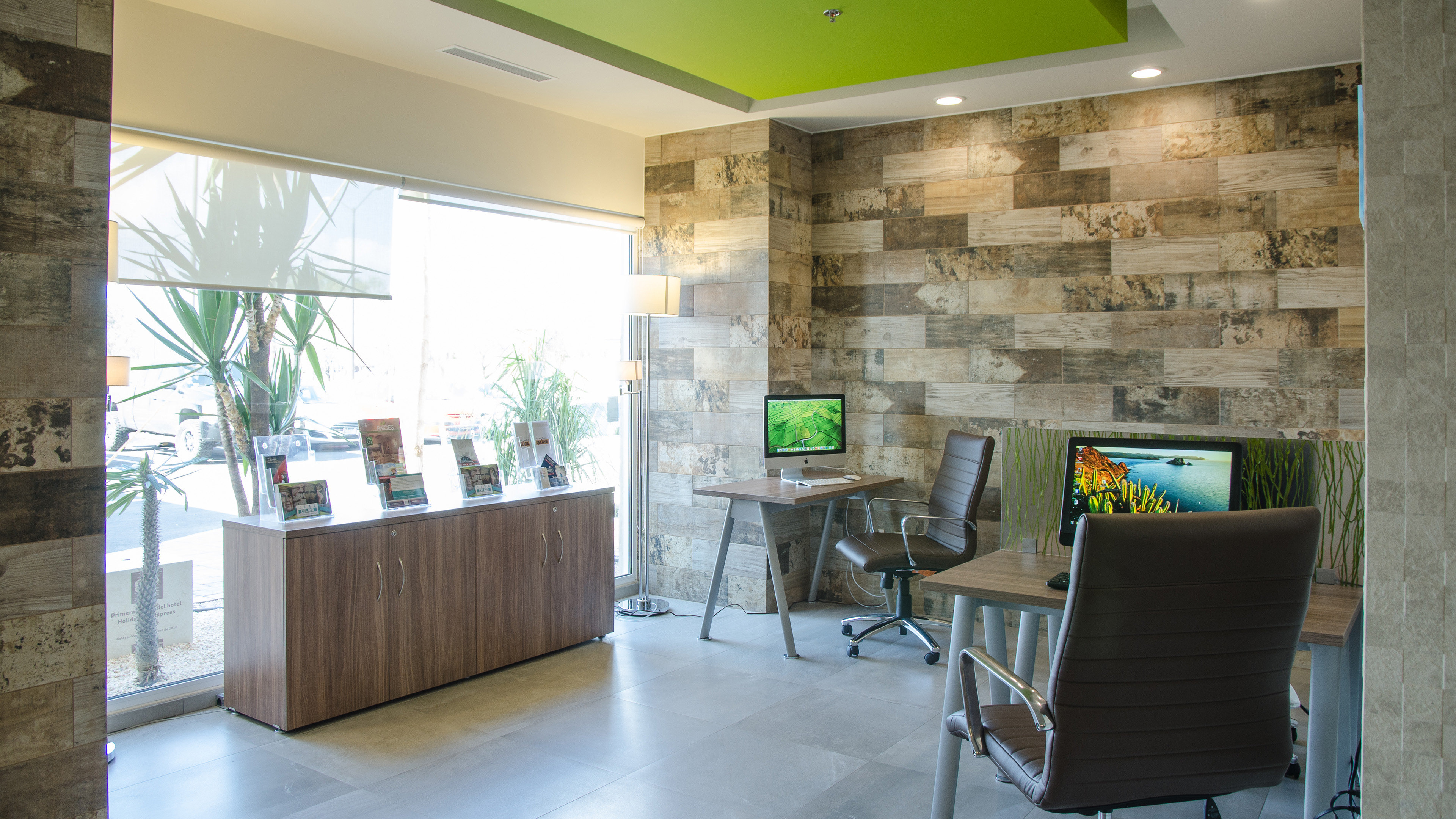 holiday inn express and suites celaya by ihg