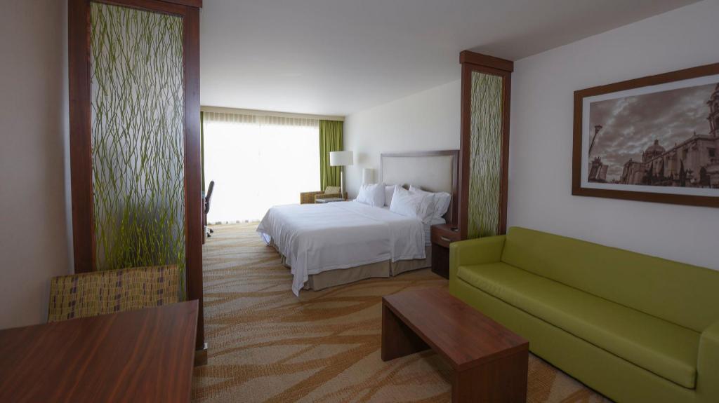 holiday inn express and suites celaya by ihg