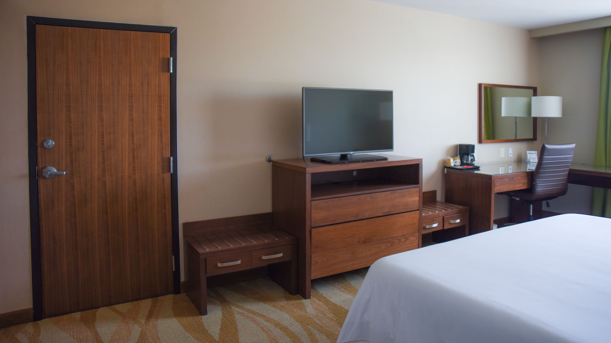 holiday inn express and suites celaya by ihg