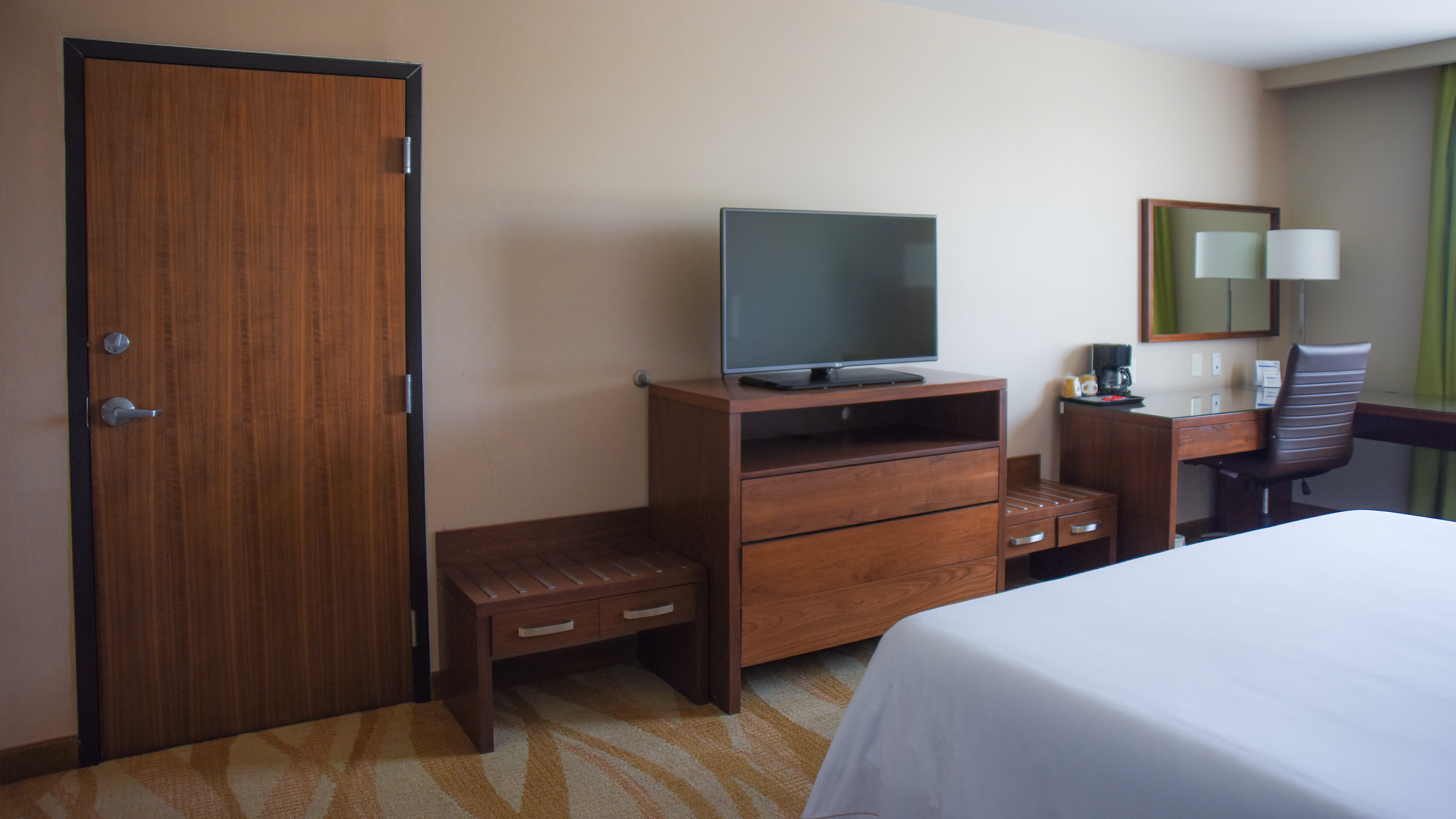 holiday inn express and suites celaya by ihg