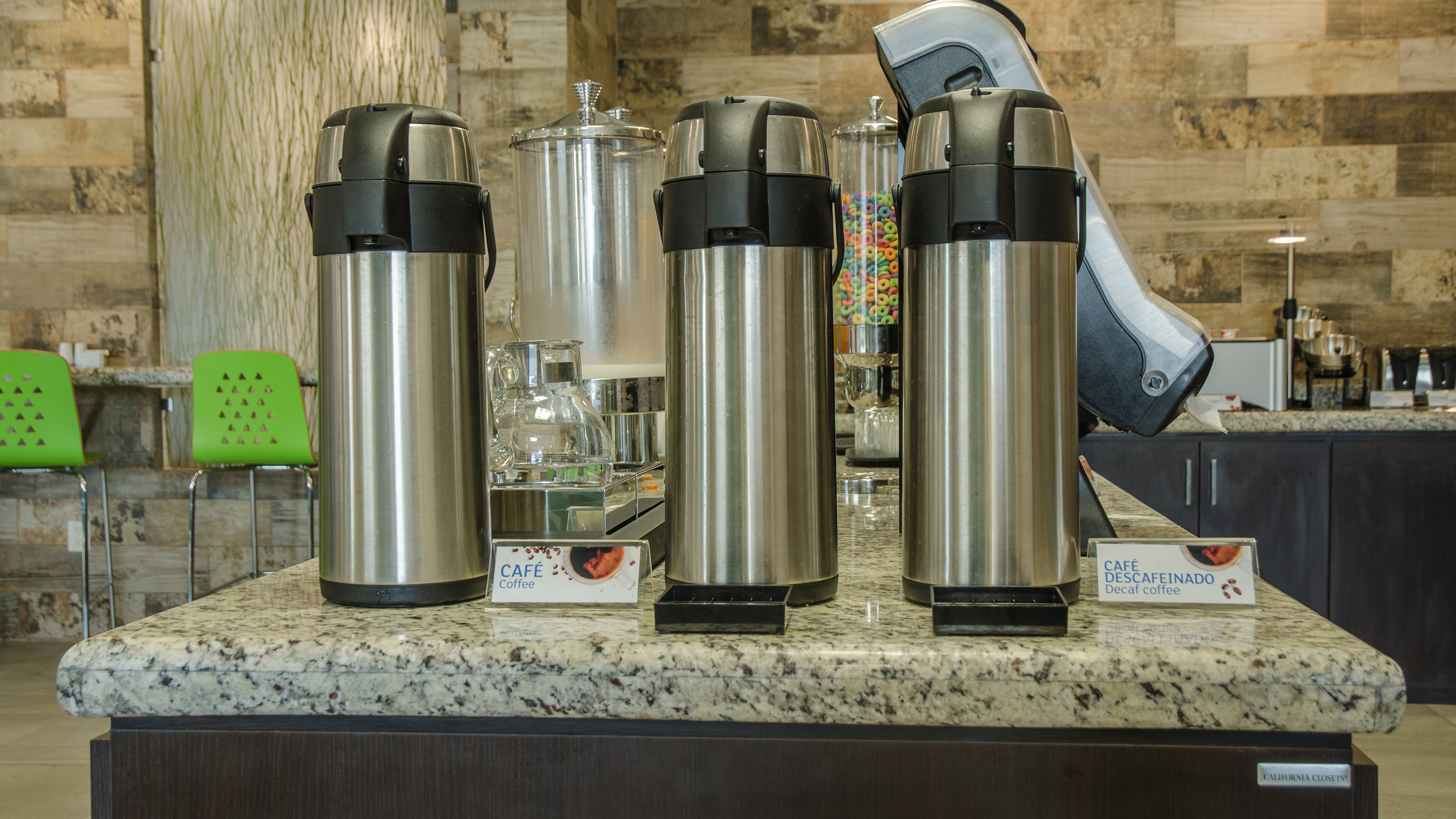 holiday inn express and suites celaya by ihg