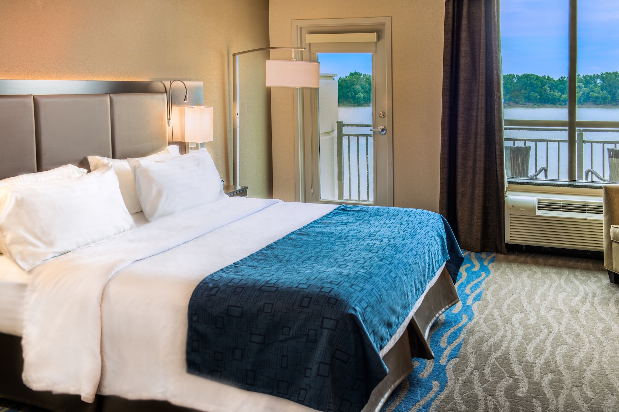 holiday inn owensboro riverfront by ihg