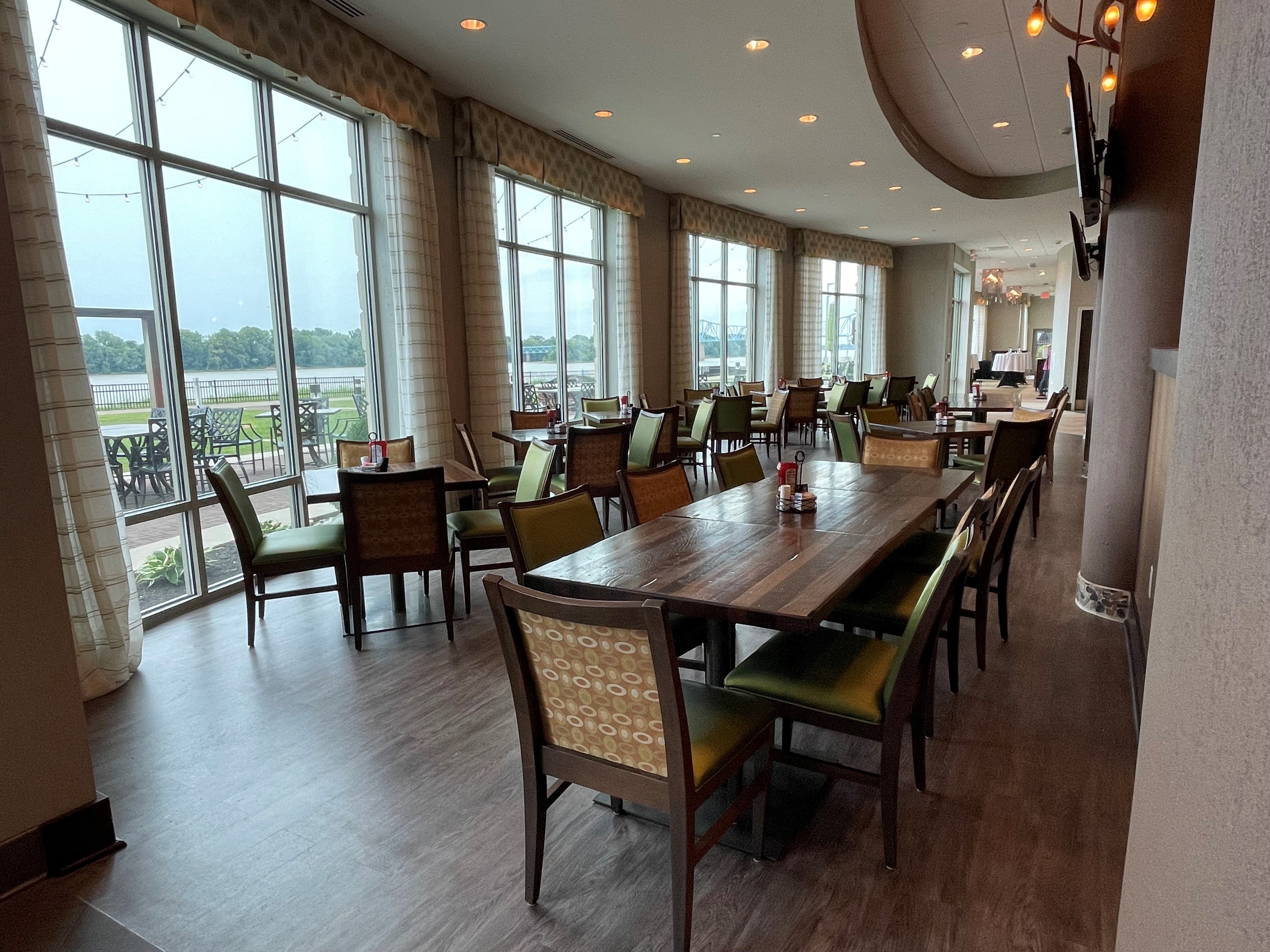 holiday inn owensboro riverfront by ihg