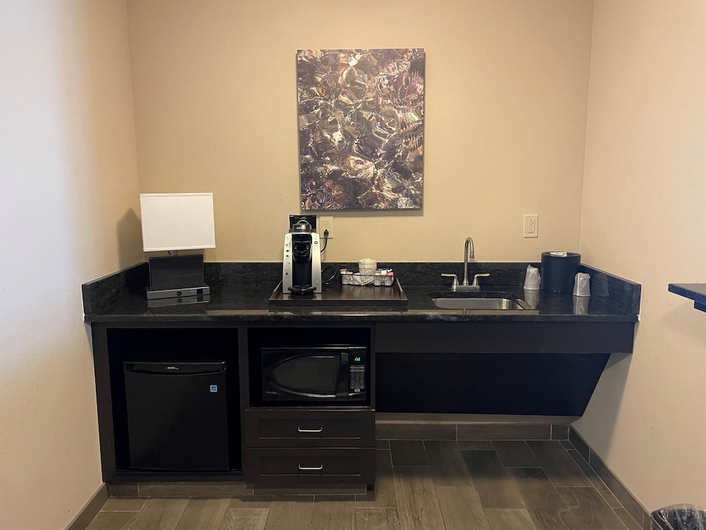 holiday inn owensboro riverfront by ihg