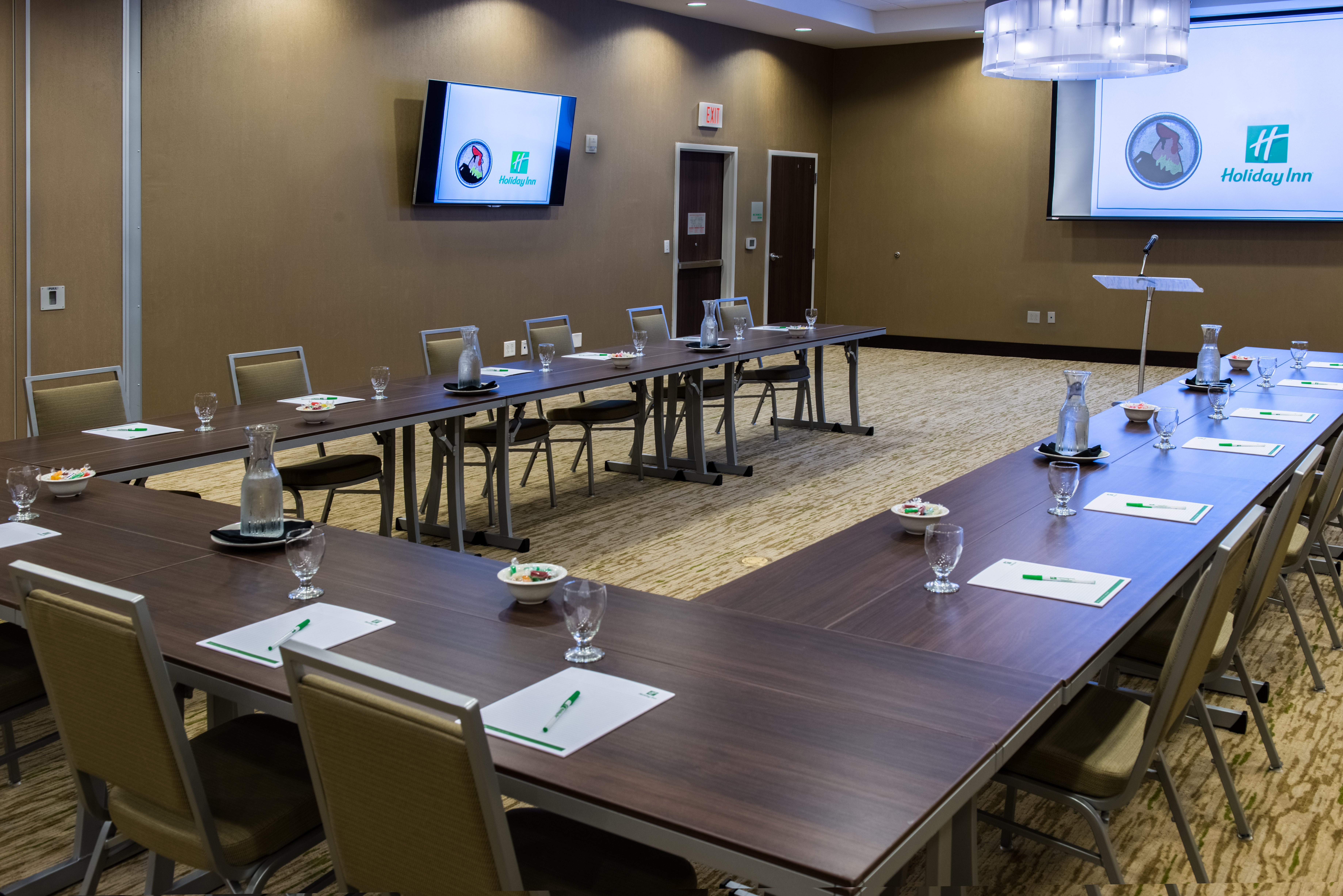 holiday inn owensboro riverfront by ihg