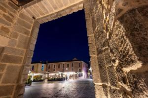 hostal restaurante puerta del alcazar