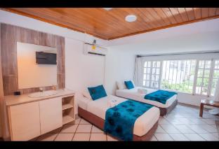 hotel sorrento santa marta