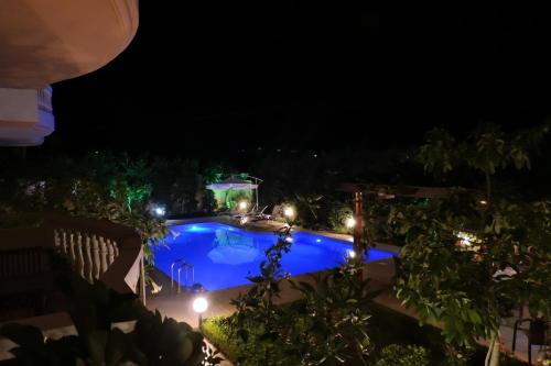 platanias