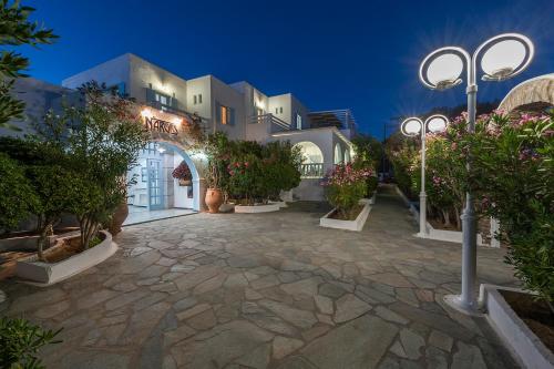 narges hotel
