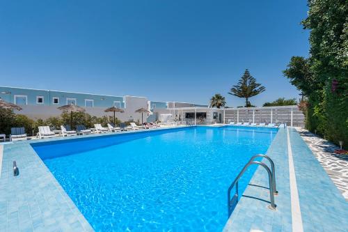 narges hotel