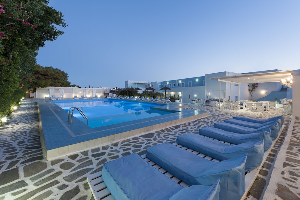 narges hotel
