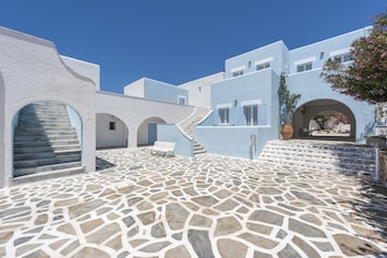 narges hotel