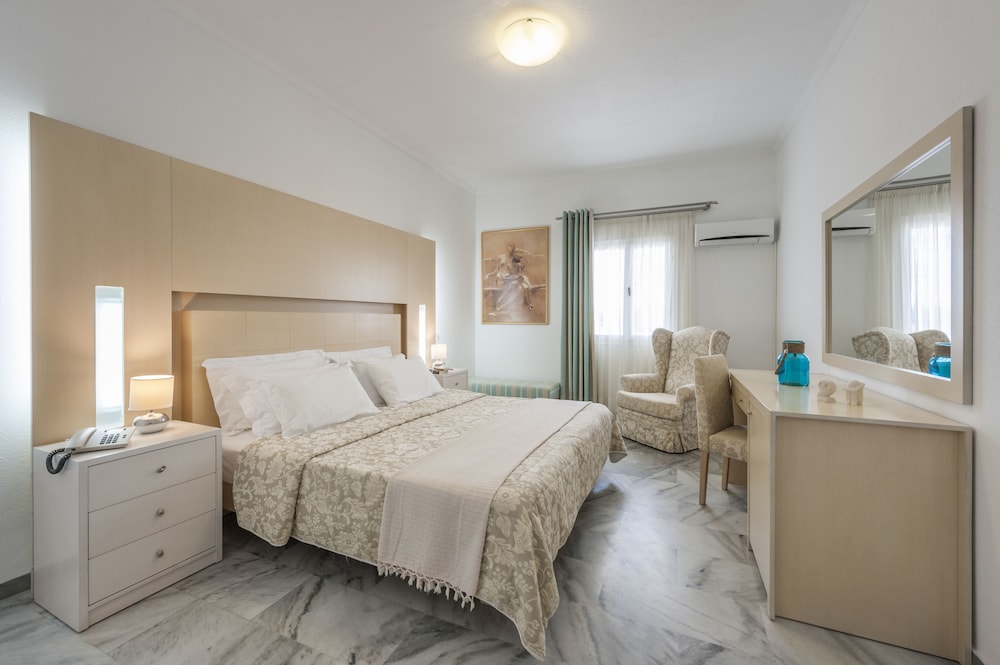 narges hotel