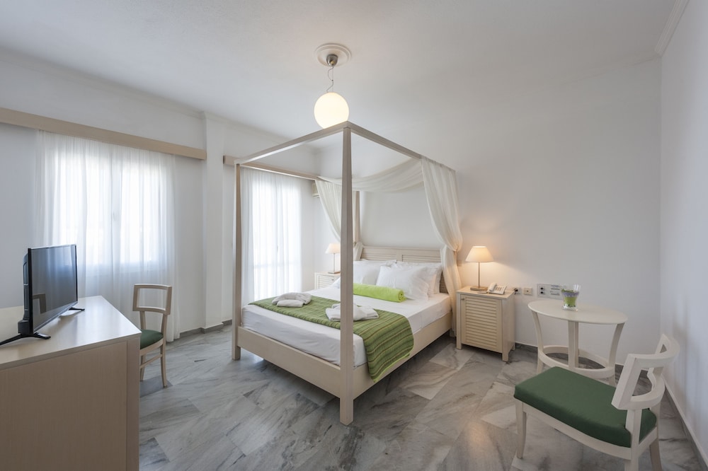 narges hotel