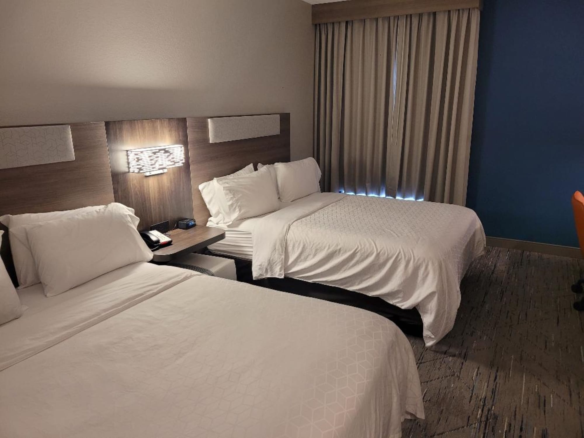 holiday inn express and suites starkville by ihg