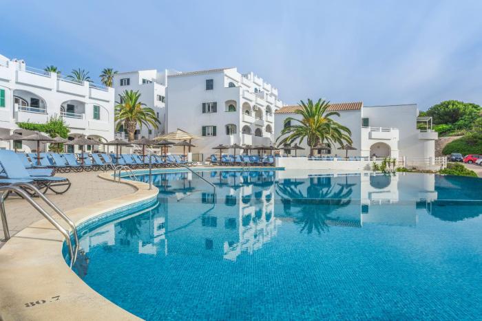 white sands beach club