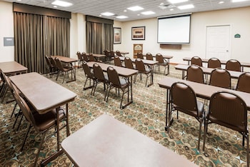 Wingate By Wyndham New Braunfels,San Antonio>>New Braunfels,2.5 star