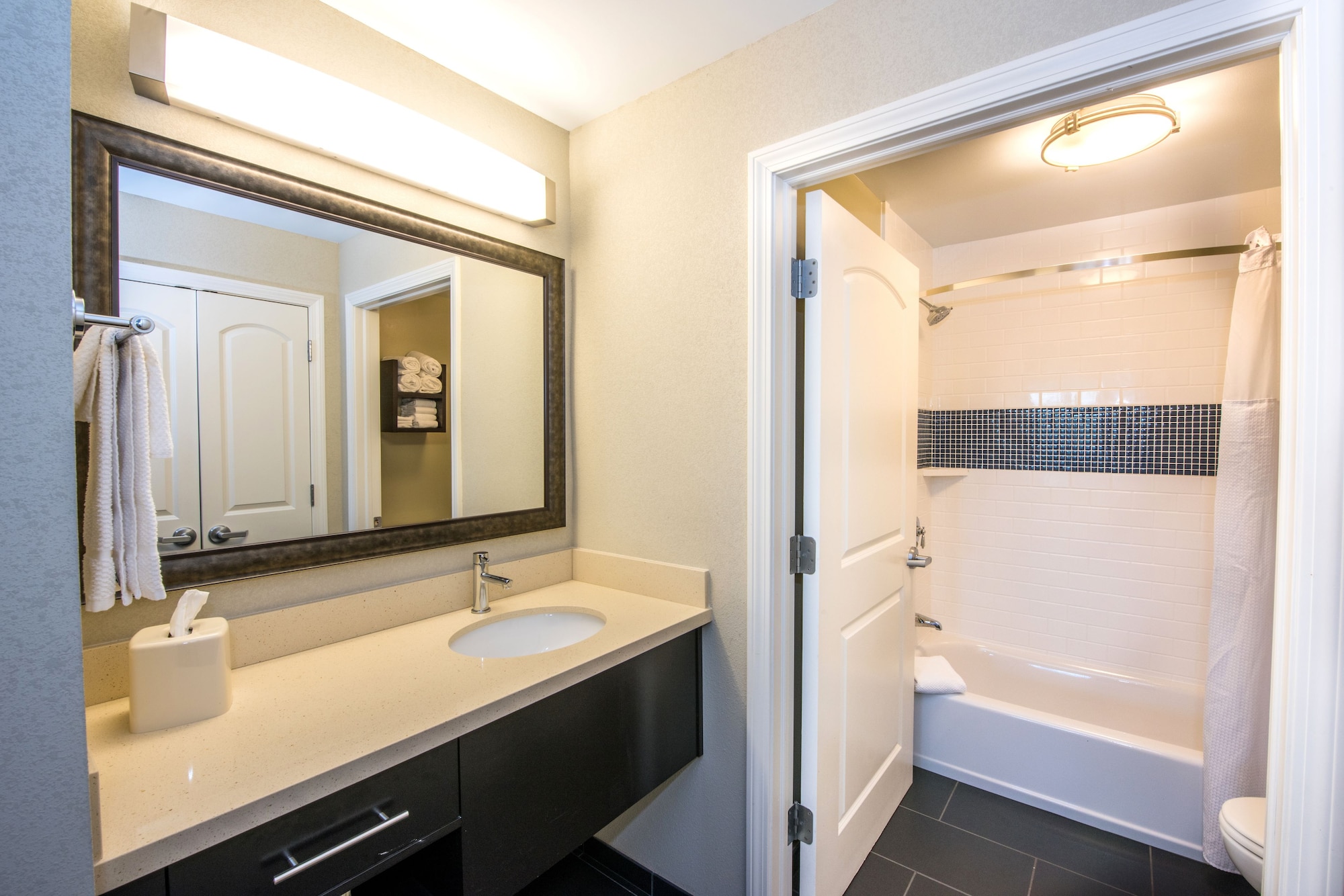 staybridge suites albany wolf rd colonie center by ihg