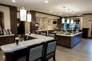 staybridge suites albany wolf rd colonie center by ihg