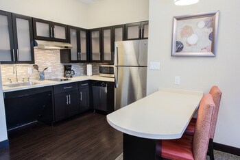 Staybridge Suites Albany Wolf Rd-Colonie Center By Ihg,Colonie>>Albany,3 star