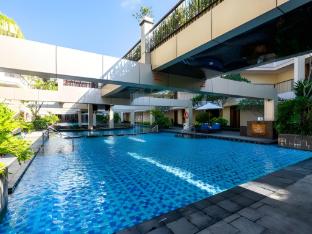 vouk hotel and suites