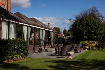 The Riverside House Hotel,Bury St Edmunds>>Bury,4 star