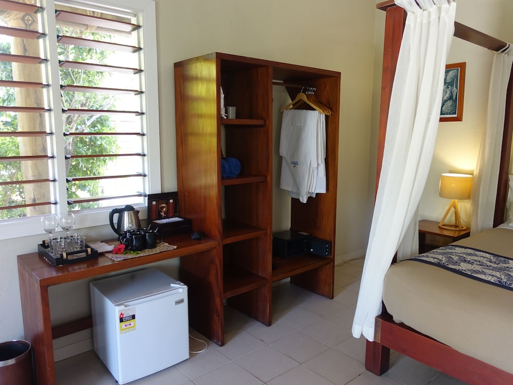 blue lagoon beach resort