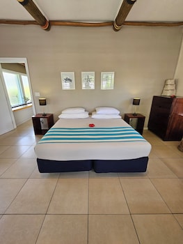 blue lagoon beach resort