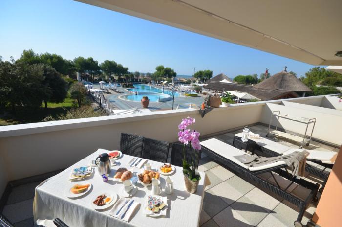 aparthotel holiday