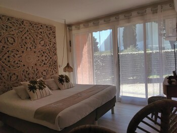 tennis international