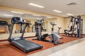 grande cache inn and suites