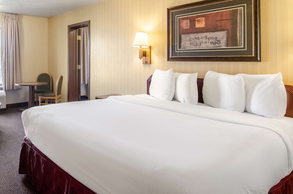 americas best value inn ft collins e at i 25