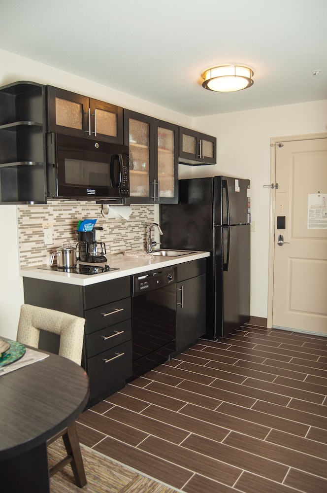 candlewood suites fort collins by ihg