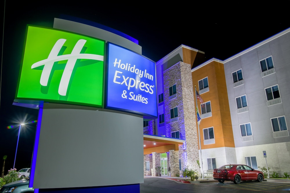 holiday inn express and suites raymondville by ihg